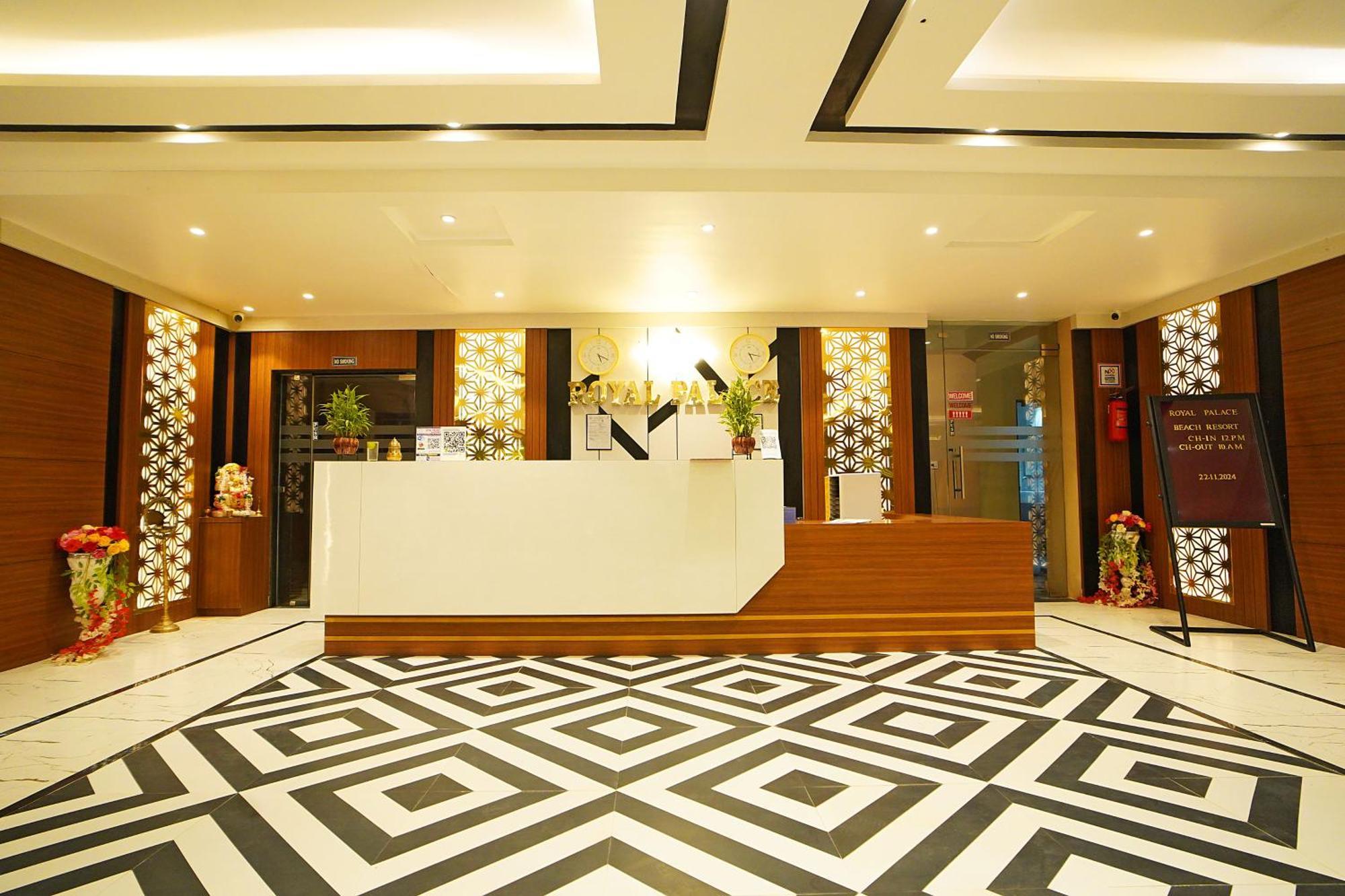 Royal Palace Beach Resort Walking Distance 1 Minutes ماندارموني المظهر الخارجي الصورة