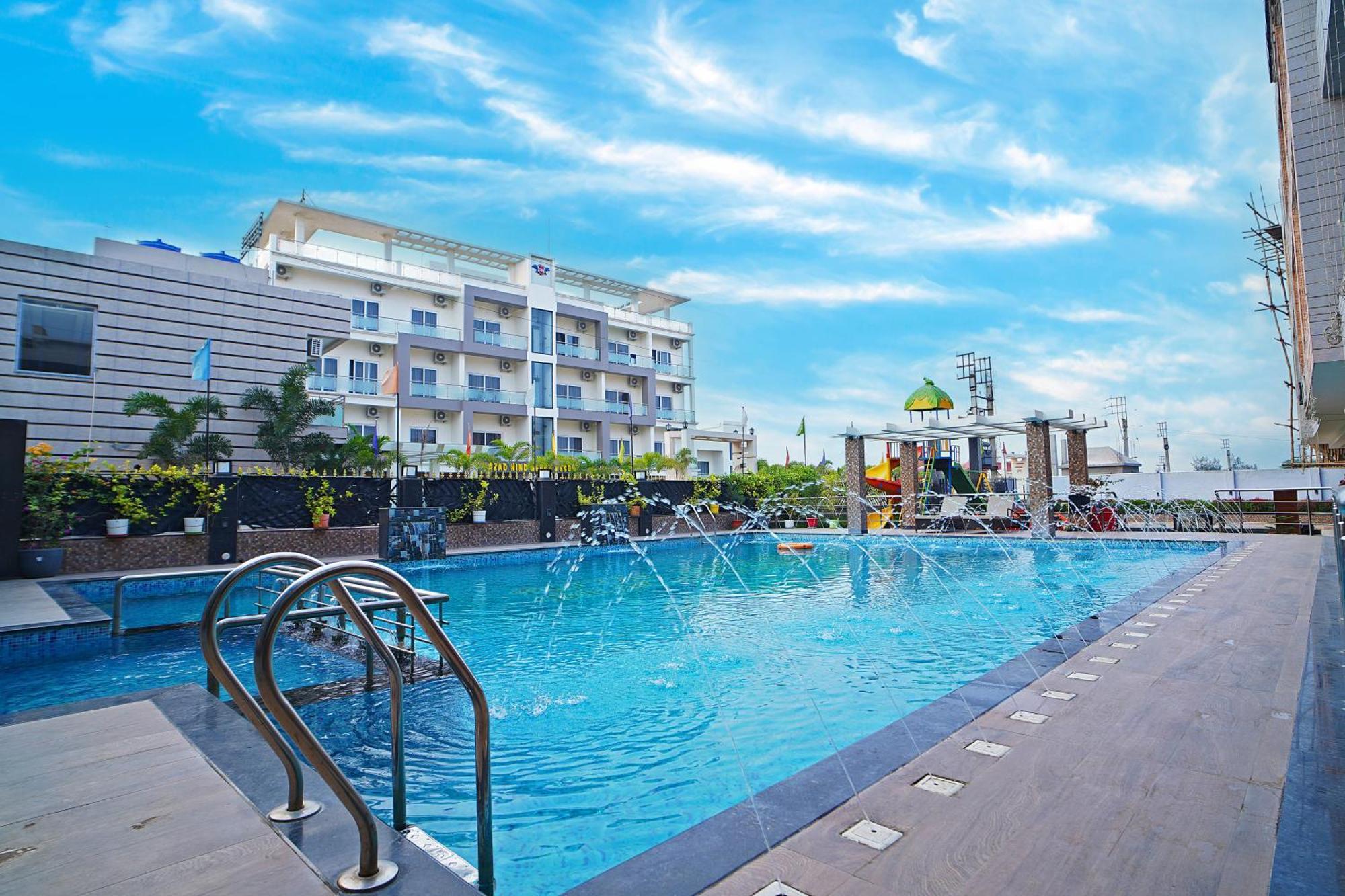 Royal Palace Beach Resort Walking Distance 1 Minutes ماندارموني المظهر الخارجي الصورة