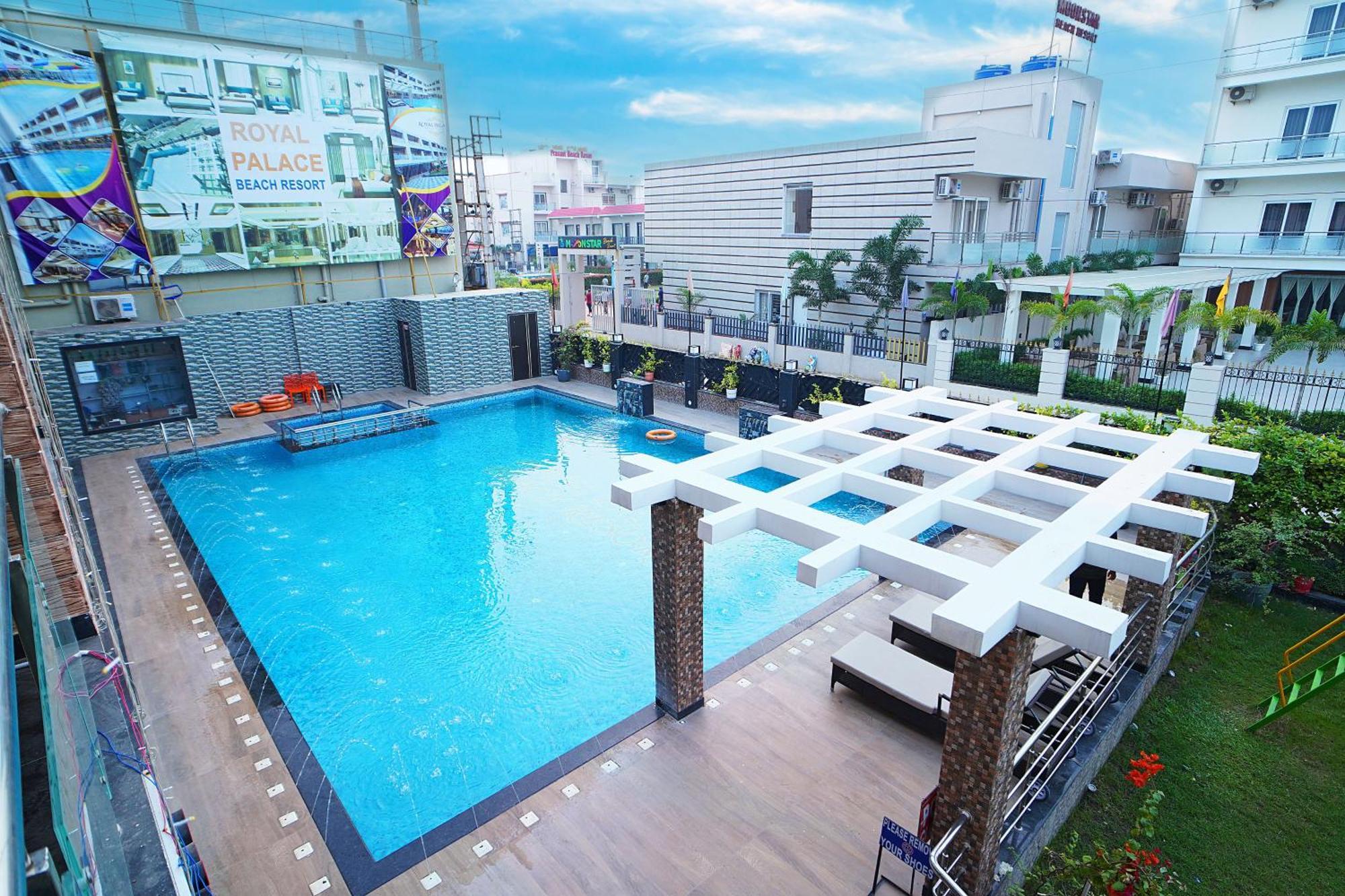 Royal Palace Beach Resort Walking Distance 1 Minutes ماندارموني المظهر الخارجي الصورة