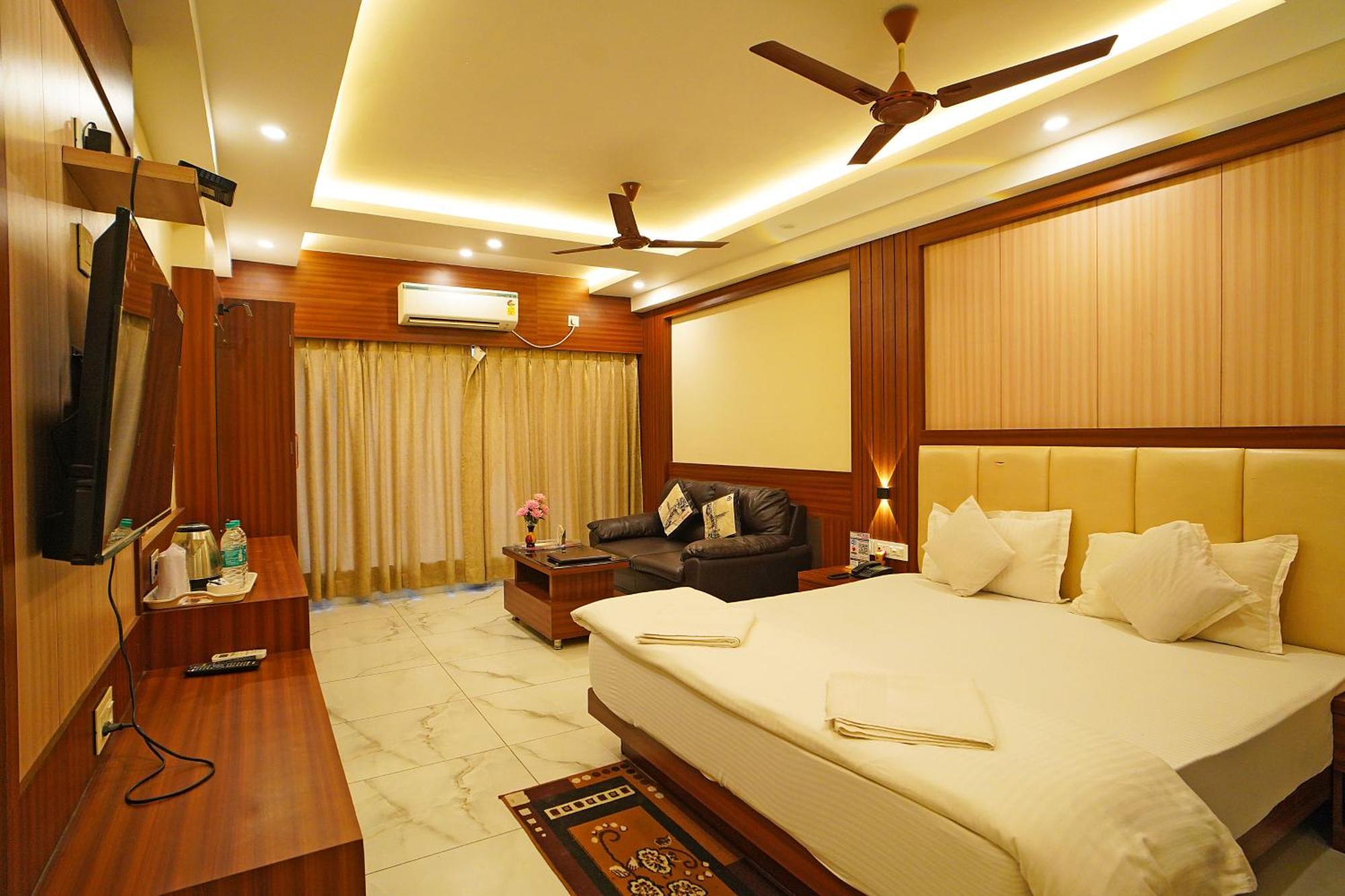 Royal Palace Beach Resort Walking Distance 1 Minutes ماندارموني المظهر الخارجي الصورة